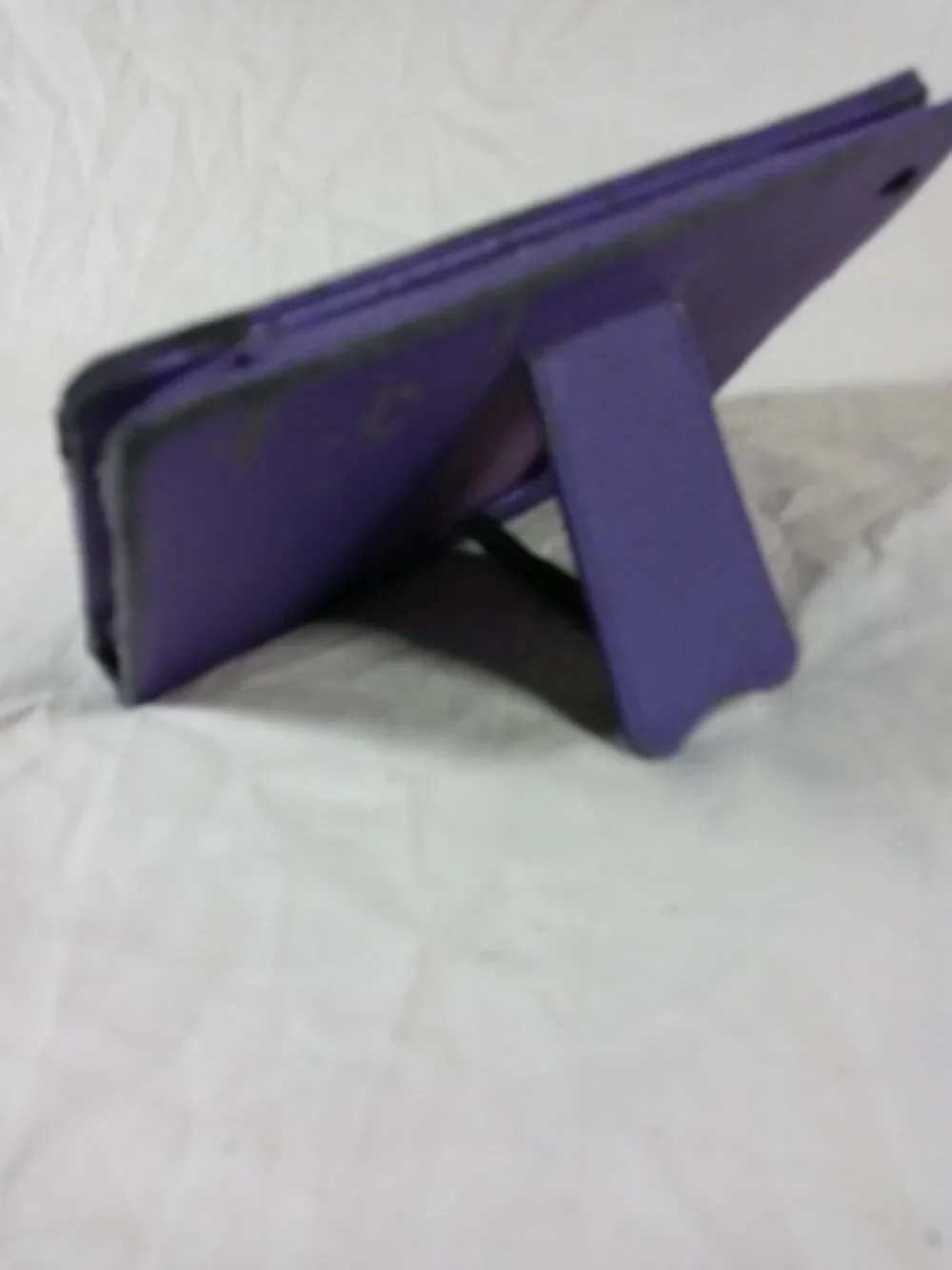 Purple Tablet Case With Bluetooth Mini Charging Keyboard Electronic in Good Cond